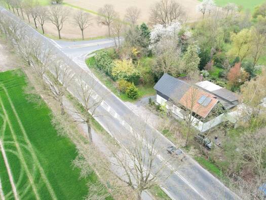 Doppelhaushälfte zum Kauf 160.000 € 3,5 Zimmer 130 m² 6.660 m² Grundstück frei ab 01.07.2026 Baal Hückelhoven 41836