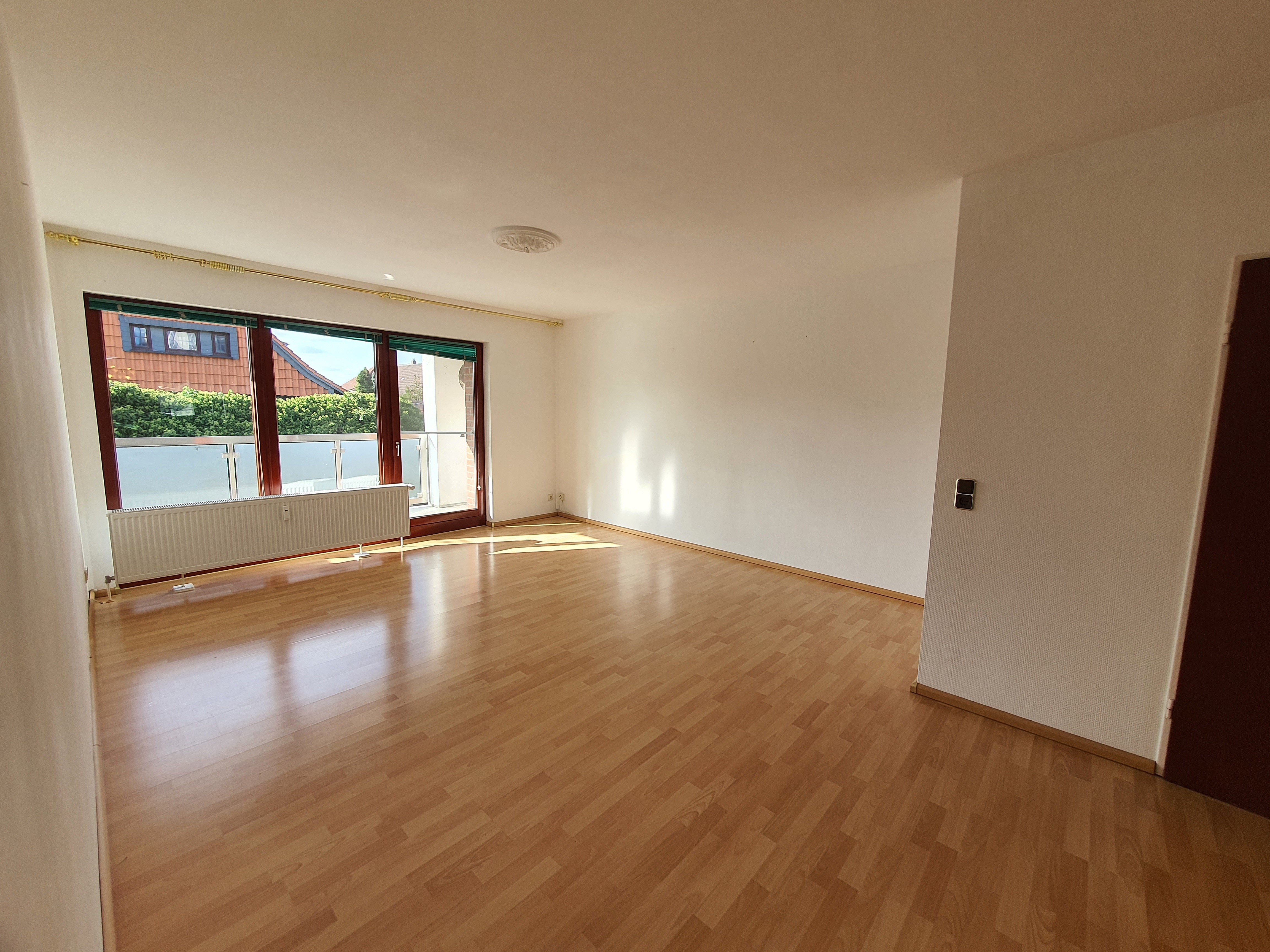 Wohnung zum Kauf 240.000 € 3 Zimmer 85,6 m²<br/>Wohnfläche 1.<br/>Geschoss ab sofort<br/>Verfügbarkeit Steinbrink 9A Broitzem und Stiddien Braunschweig 38122