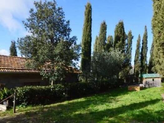 Bauernhaus zum Kauf 270.000 € 7 Zimmer 228 m² 13.000 m² Grundstück frei ab sofort Volterra