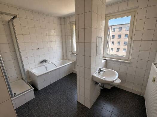 Wohnung zur Miete 390 € 3 Zimmer 69,5 m² 3. Geschoss Langenberg Gera 07552