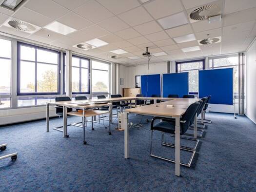 Bürofläche zur Miete 10 € 1 Zimmer Otto-Hahn-Straße Elmshorn 25337