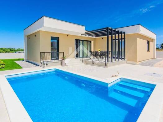 Einfamilienhaus zum Kauf - Erstbezug 595.000 € 4 Zimmer 129 m² 416 m² Grundstück Privlaka 23233