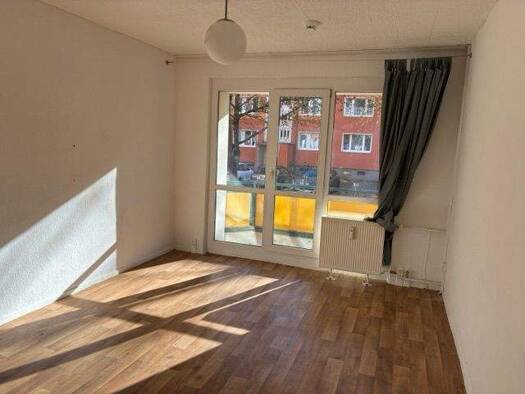 Wohnung zur Miete 336 € 3 Zimmer 59,9 m² EG Kastanienweg 51 Bernburg Bernburg (Saale) 06406