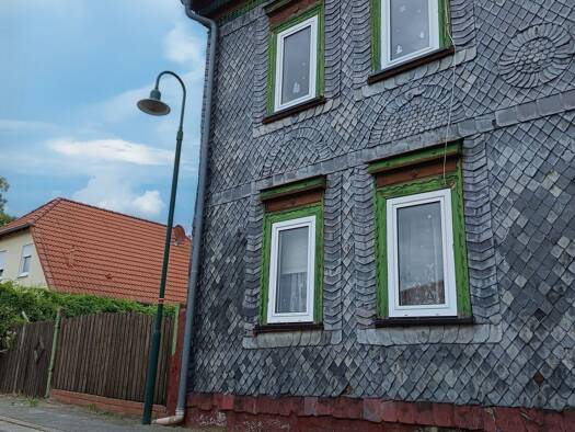 Einfamilienhaus zum Kauf provisionsfrei 69.000 € 6 Zimmer 130 m² 669 m² Grundstück Straße des Kindes 2 Altengottern 99991