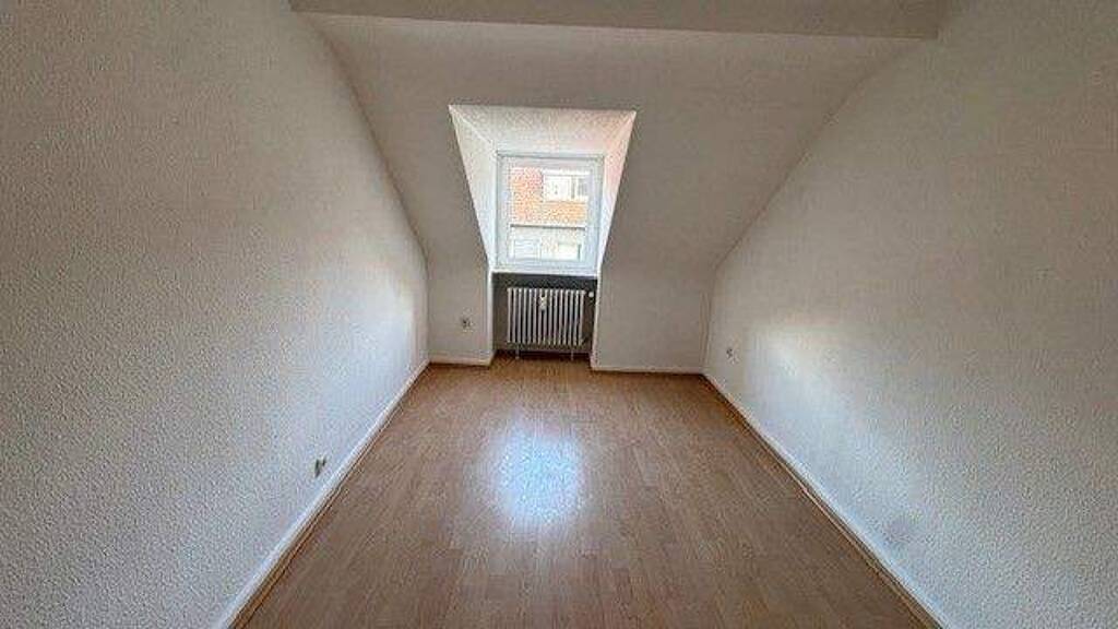 Wohnung zur Miete 430 € 3 Zimmer 44 m² 4. Geschoss frei ab sofort Kaiserstr. 6 St Johann Saarbrücken 66111