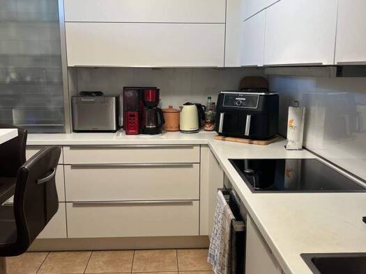 Wohnung zum Kauf 250.000 € 2 Zimmer 68 m² frei ab sofort Mörsenbroich Stadtbezirk 6 40470