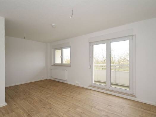 Wohnung zur Miete 421 € 3 Zimmer 58,8 m² 4. Geschoss frei ab 01.01.2027 Rigaer Straße 10 Südstadt Halle (Saale) 06128