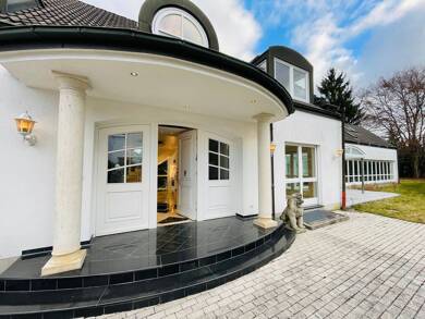 Villa zum Kauf provisionsfrei 1.145.000 € 10 Zimmer 458 m² 849 m² Grundstück frei ab sofort Kornburg / Worzeldorf Nürnberg 90455