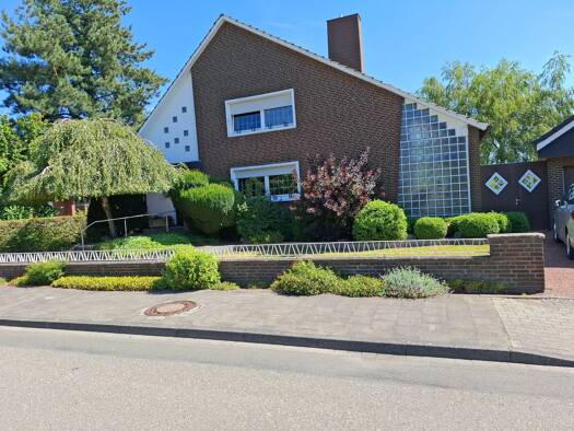 Einfamilienhaus zum Kauf 288.000 € 6 Zimmer 140 m² 1.024 m² Grundstück Enniger Ennigerloh 59320