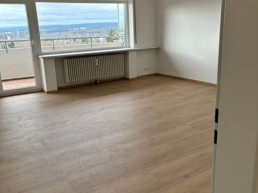 Wohnung zur Miete 800 € 4 Zimmer 95 m² Geschoss 5/6 frei ab sofort Villingen Villingen-Schwenningen 78052