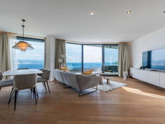 Wohnung zur Miete 3.000 € 4 Zimmer 120 m² 2. Geschoss Opatija - Centar, Opatija Opatija