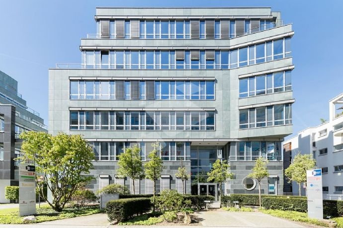 Bürofläche zur Miete 13,50 € 245 m²<br/>Bürofläche Oberlörick Düsseldorf 40547