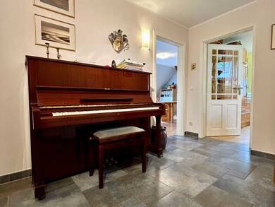 Wohnung zum Kauf 189.000 € 4 Zimmer 99 m² Dachgeschoss Itzehoe 25524