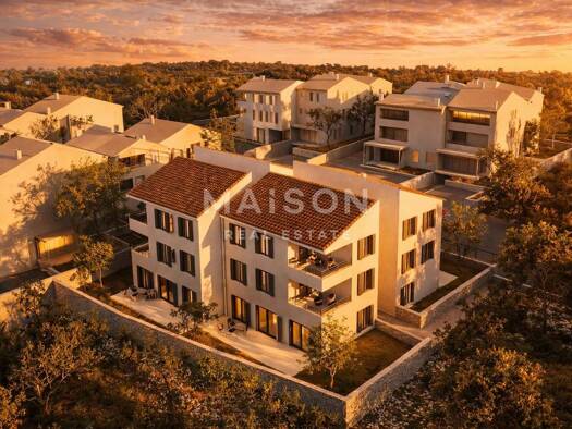 Wohnung zum Kauf 450.000 € 4 Zimmer 1. Geschoss Cres 51557