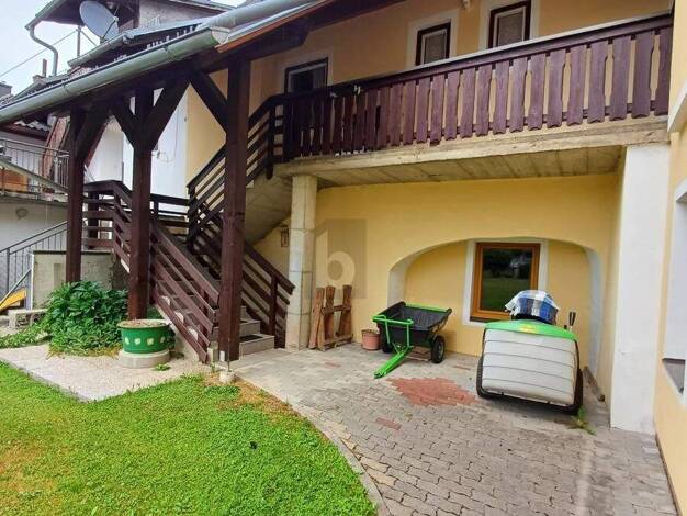 Mehrfamilienhaus zum Kauf 160.000 € 8 Zimmer 250 m² 931 m² Grundstück Weitensfeld 9344