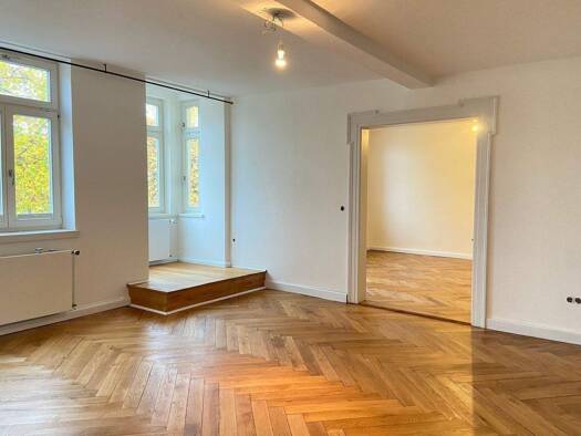 Wohnung zur Miete 1.500 € 3 Zimmer 110 m² 1. Geschoss frei ab 01.04.2026 Innenstadt Erlangen 91054