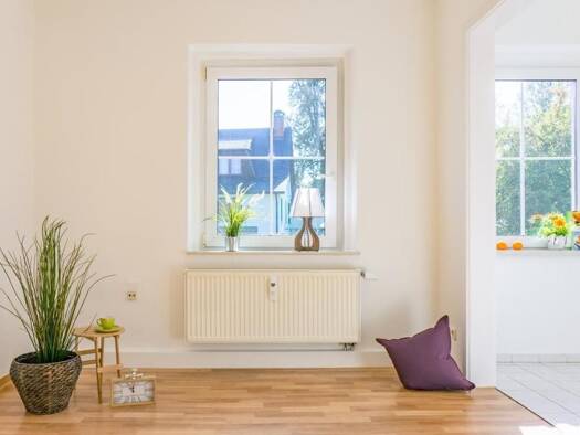 Wohnung zur Miete 179 € 2 Zimmer 32,7 m² EG frei ab 16.03.2026 Dorfstr. 21 Grüna Chemnitz OT Grüna 09224