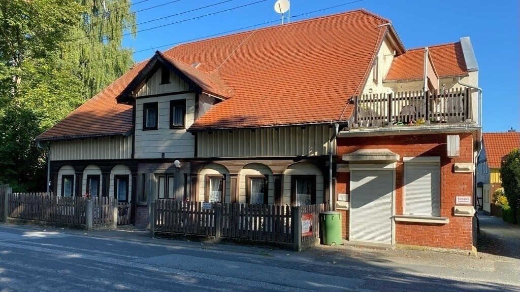 Mehrfamilienhaus zum Kauf 78.000 € 7 Zimmer 203 m²<br/>Wohnfläche 1.090 m²<br/>Grundstück Neugersdorf Ebersbach-Neugersdorf 02727