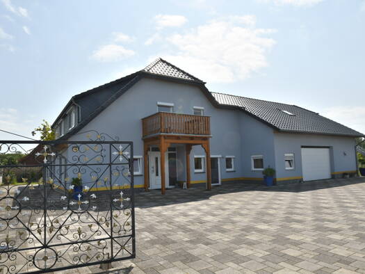 Haus zum Kauf 283 m² 7.500 m² Grundstück Eitzendorf Hilgermissen 27318