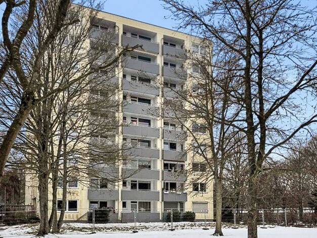 Wohnung zum Kauf 89.000 € 2 Zimmer 58 m² 8. Geschoss Rendsburg 24768