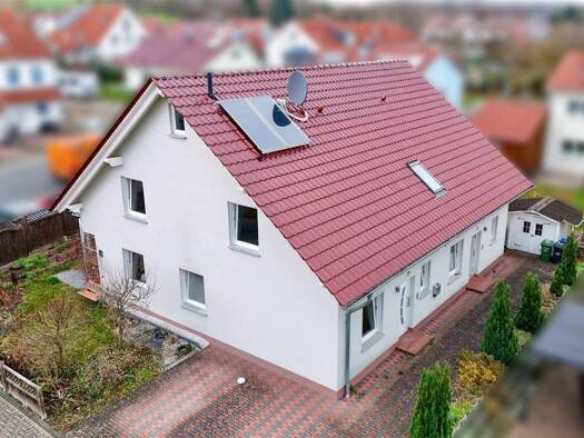 Einfamilienhaus zum Kauf 629.000 € 8 Zimmer 215 m² 496 m² Grundstück frei ab sofort Elliehausen Göttingen 37079
