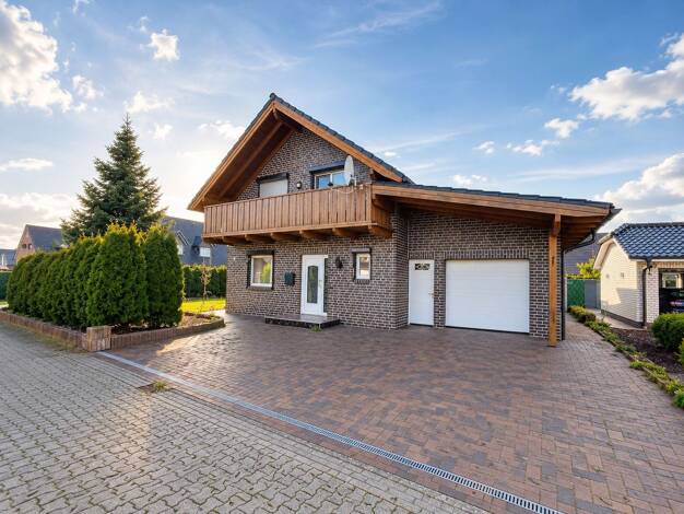 Einfamilienhaus zum Kauf 349.000 € 4 Zimmer 118,9 m² 742 m² Grundstück Diepholz Diepholz 49356