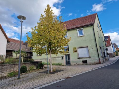 Einfamilienhaus zum Kauf 45.000 € 9 Zimmer 138 m²<br/>Wohnfläche 396 m²<br/>Grundstück Hammelburg Hammelburg 97762