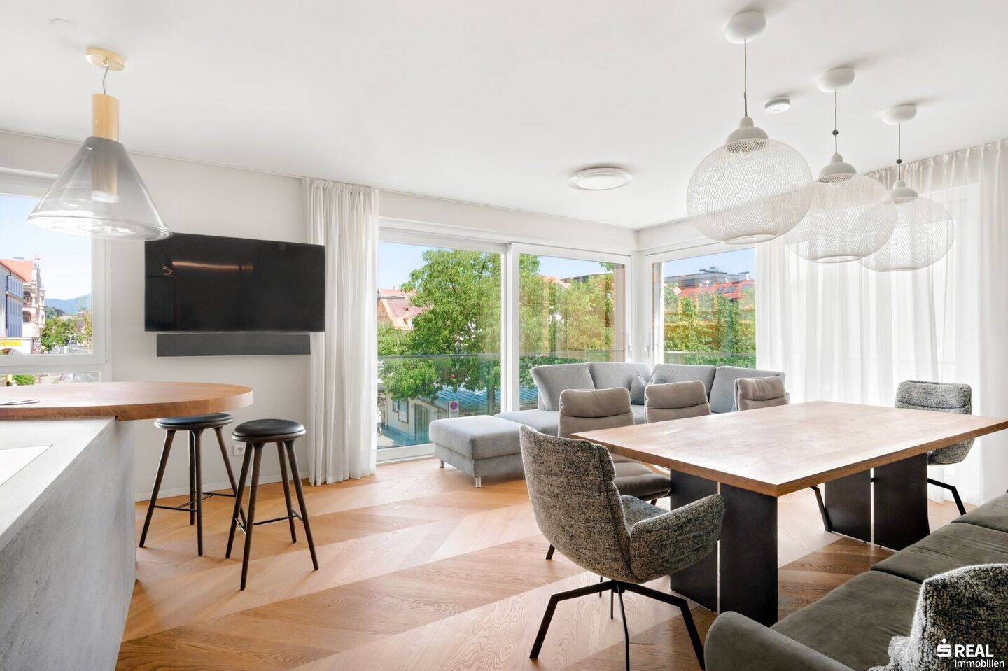 2-bed apartment, 77 m²