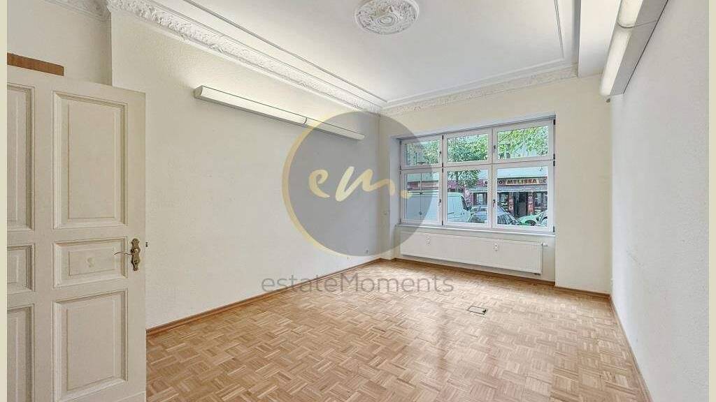 Nähe Mediaspree: Großzügige Altbau-Gewerbeeinheit (teilbar) mit zwei Eingängen