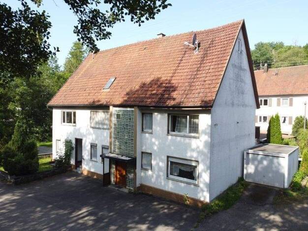 Mehrfamilienhaus zum Kauf 259.000 € 10 Zimmer 197 m² 611 m² Grundstück Zillhausen Balingen 72336