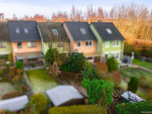 Reihenmittelhaus zum Kauf 319.000 € 4 Zimmer 119 m² 159 m² Grundstück Schwarzenbek 21493