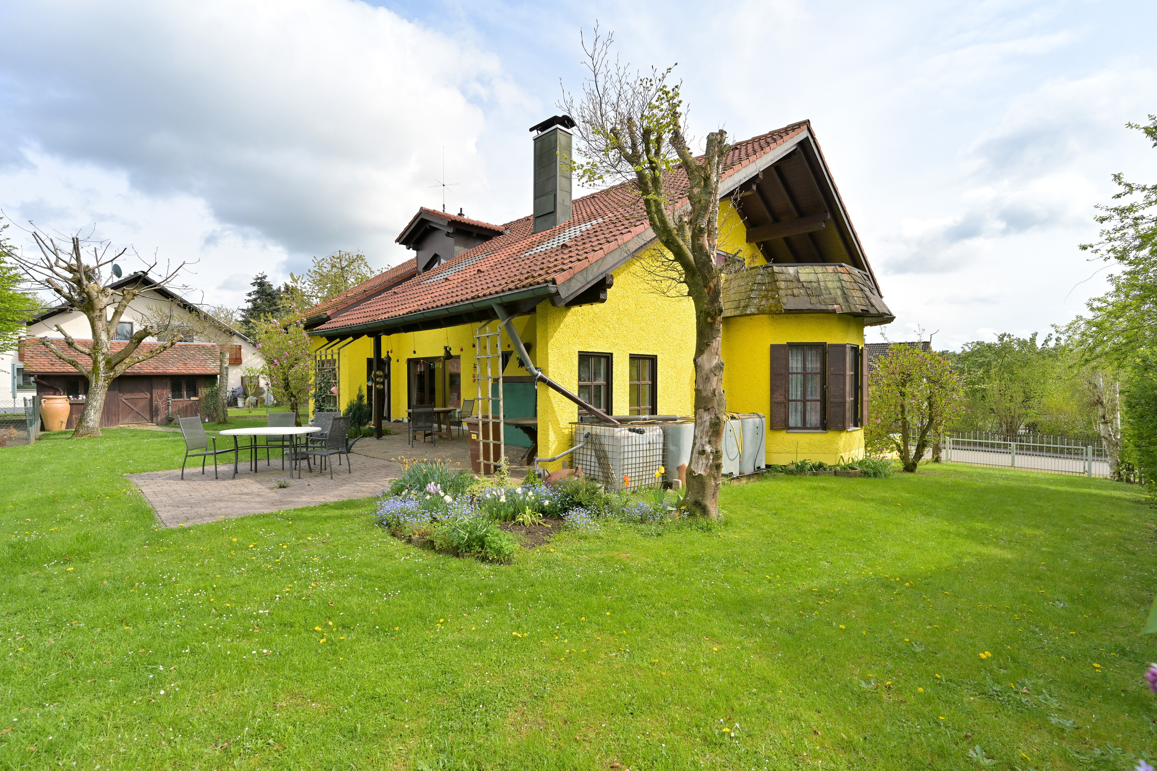 Einfamilienhaus zum Kauf 649.000 € 8 Zimmer 260 m²<br/>Wohnfläche 1.000 m²<br/>Grundstück Landensberg Landensberg 89361