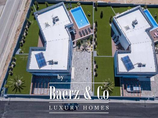 Villa zum Kauf 2.400.000 € 8 Zimmer 700 m² 1.300 m² Grundstück Novalja