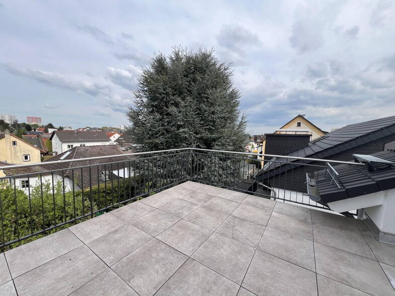 Wohnung zur Miete 1.400 € 3 Zimmer 85 m² 2. Geschoss Steinbach 61449