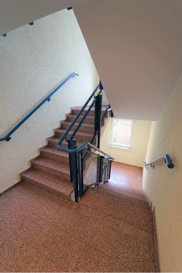 Immobilie in Lützen - * 2-Raum ETW mit EBK, Balkon und Stellplatz * vermietet - Bild 4