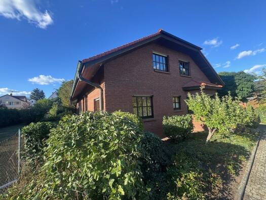 Einfamilienhaus zur Miete 2.100 € 5 Zimmer 176 m² 538 m² Grundstück Nieder-Roden Rodgau 63110