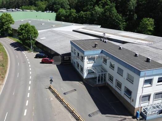 Lagerhalle zum Kauf 18.000 m² Lagerfläche teilbar ab 18.000 m² Bad Dürkheim Bad Dürkheim 67098
