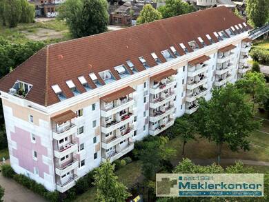 Wohnung zum Kauf 123.000 € 3 Zimmer 76 m² Dachgeschoss, EG Vogelviertel Neubrandenburg 17034