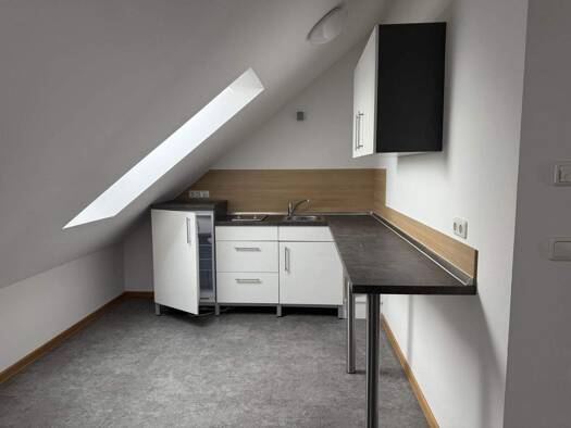 Bürofläche zur Miete 1.200 € 3 Zimmer Mitterteich 95666