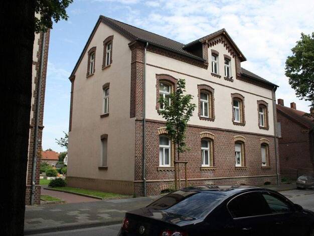 Wohnung zur Miete nur mit Wohnberechtigungsschein 347 € 3,5 Zimmer 60,9 m² 1. Geschoss Kleiststraße 54 Obermarxloh Duisburg 47166