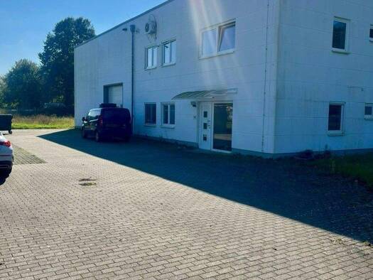 Büro zur Miete 261 m² Bürofläche teilbar ab 261 m² Wasserliesch 54332