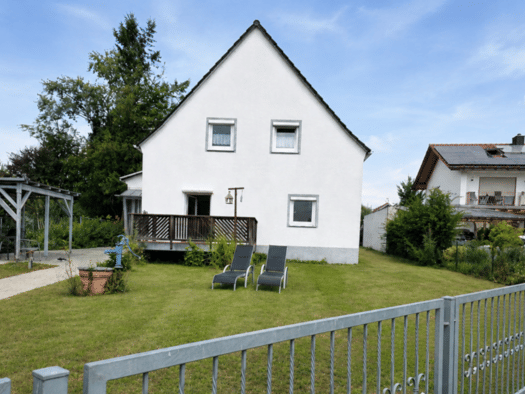 Einfamilienhaus zum Kauf provisionsfrei 395.000 € 6 Zimmer 180 m² 945 m² Grundstück frei ab sofort Plattling Plattling 94447
