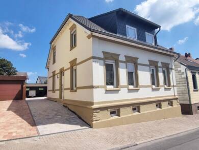 Haus zur Miete 1.100 € 5 Zimmer 137 m² frei ab 01.08.2025 Josefstalerstraße 164 St. Ingbert Sankt Ingbert 66386
