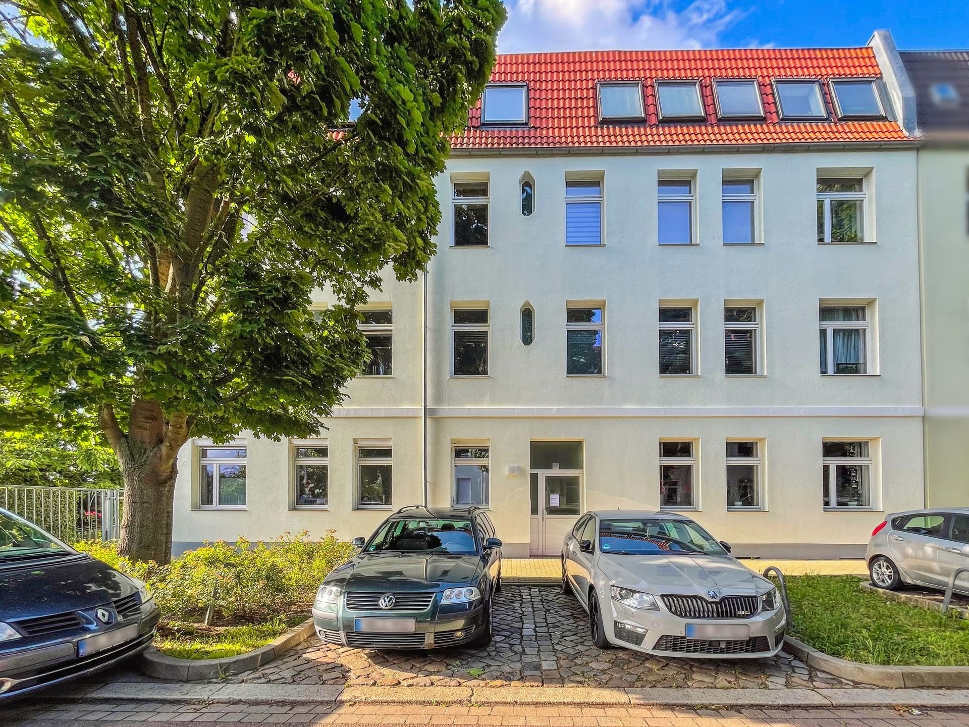 Wohnung zum Kauf 99.000 € 2 Zimmer 64,4 m²<br/>Wohnfläche Fichtestraße / Ambrosiusplatz Magdeburg 39112