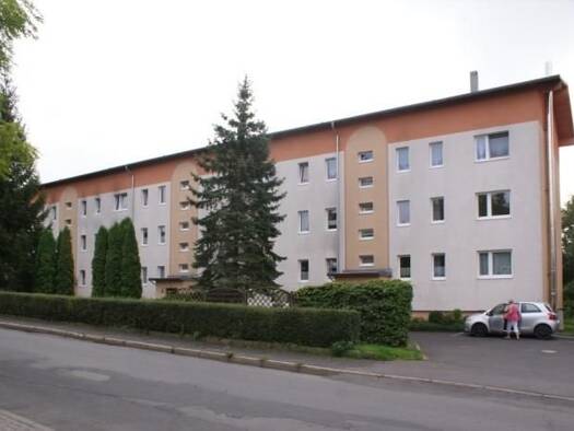 Wohnung zur Miete 427 € 3 Zimmer 61 m² 3. Geschoss frei ab sofort Geschwister-Scholl-Str. 2 - 8A Hildburghausen 98646
