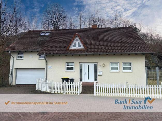 Einfamilienhaus zum Kauf 439.000 € 6 Zimmer 260 m² 716 m² Grundstück frei ab sofort Innenstadt Neunkirchen 66538