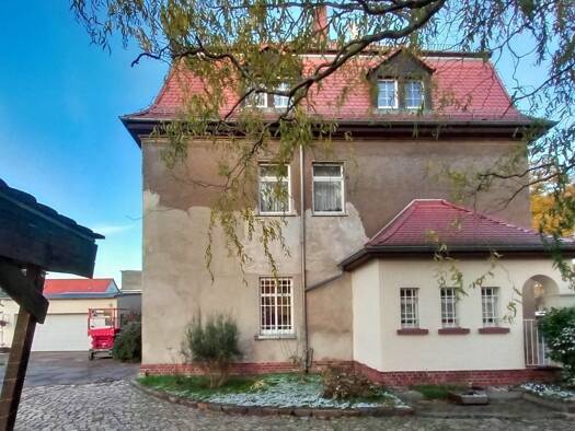Mehrfamilienhaus zum Kauf provisionsfrei 275.000 € 13 Zimmer 208 m² 710 m² Grundstück Regis-Breitingen 04565