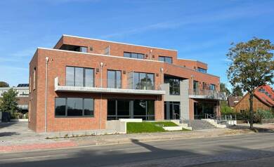 Penthouse zur Miete 1.300 € 3 Zimmer 90,9 m² Dachgeschoss, 2. Geschoss frei ab 01.11.2025 Bremervörder Straße 42 Stade Stade 21682