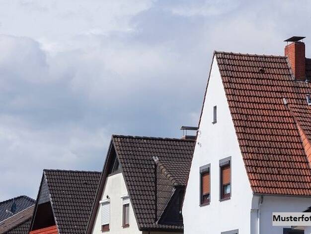 Einfamilienhaus zum Kauf 173.000 € 8 Zimmer 171 m² 854 m² Grundstück Pohl-Göns Butzbach 35510