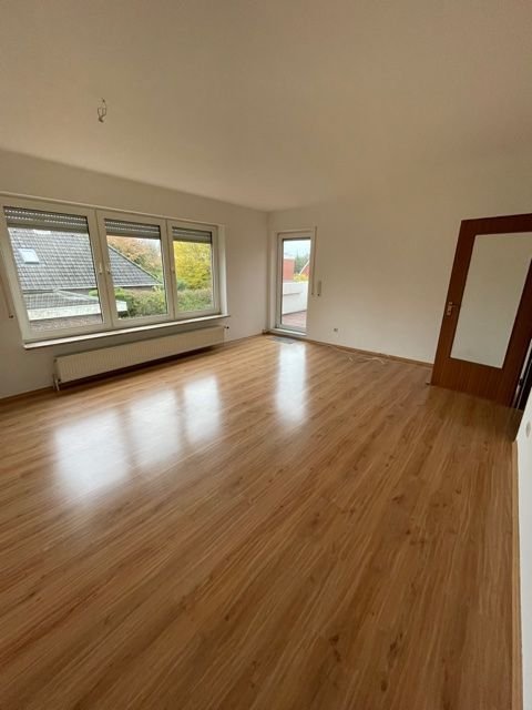 Wohnung zur Miete 700 € 3 Zimmer 75 m²<br/>Wohnfläche 01.12.2024<br/>Verfügbarkeit Norden Norden 26506